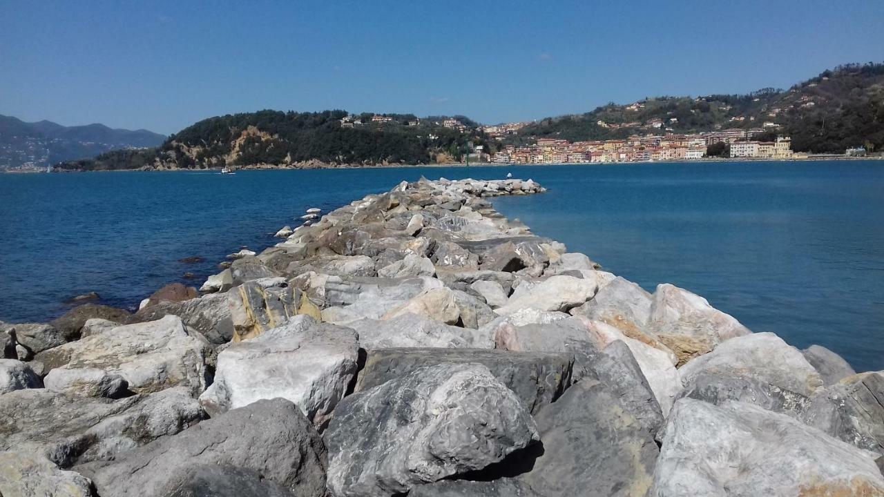 Ca Di Ale Hotel Lerici Exterior photo