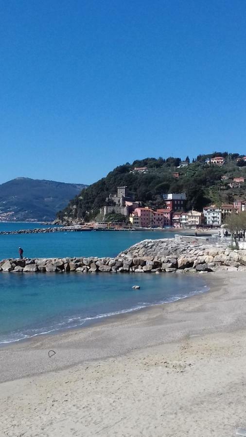 Ca Di Ale Hotel Lerici Exterior photo